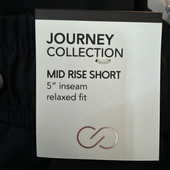 CALIA Journey Collection Mid-Rise Shorts Size 1X Pure Black Relaxed Fit 5” NWT - Picture 5 of 6